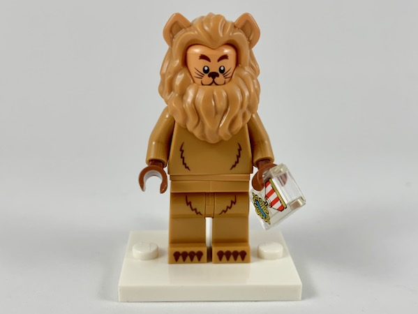 coltlm2-17 Cowardly Lion - Bricks and Minifigs Sioux Falls