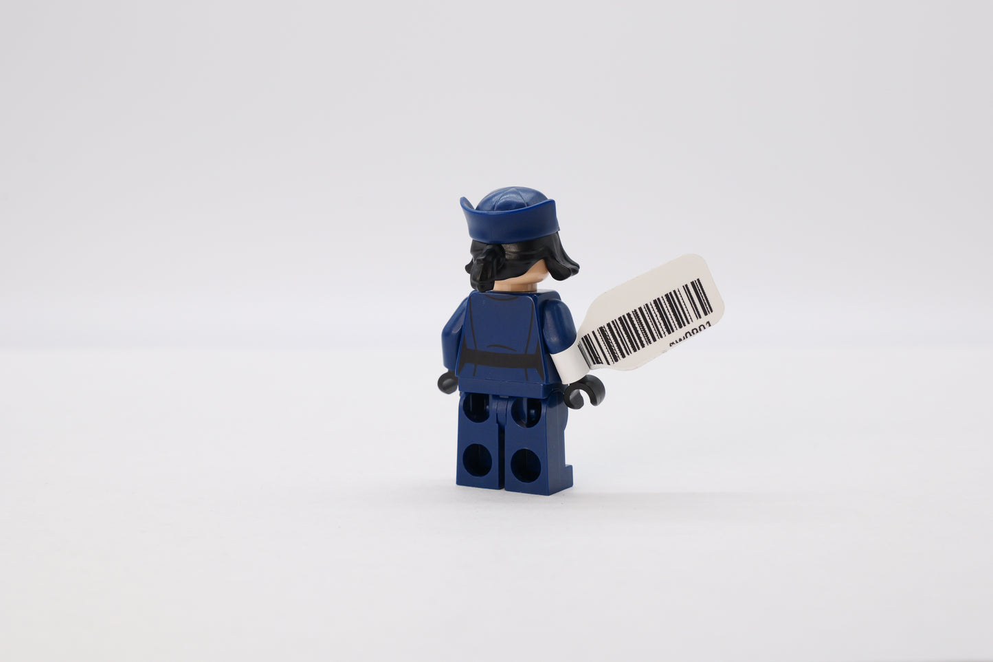 sw0901: Rose Tico - First Order Officer Disguise - Bricks and Minifigs Sioux Falls