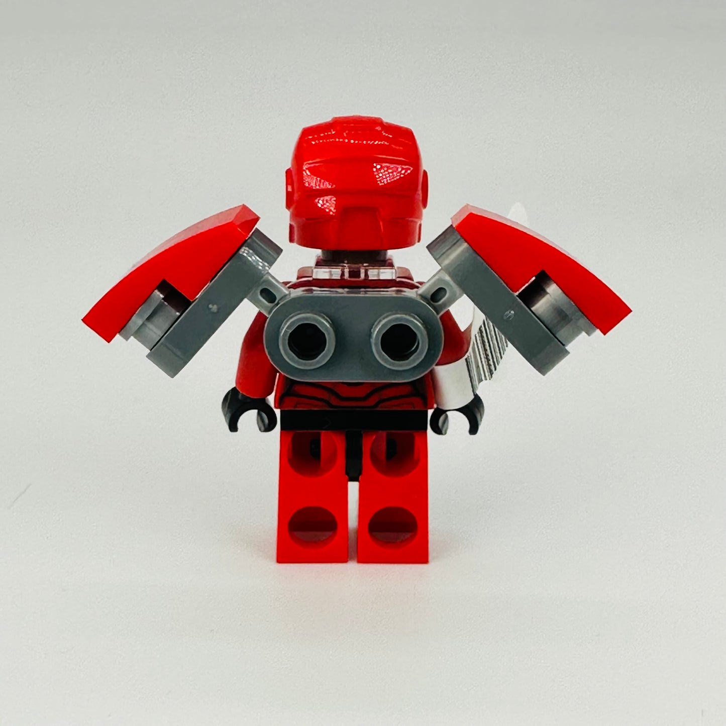 sh0845x: Ironheart Mk 2 - Bricks and Minifigs Sioux Falls
