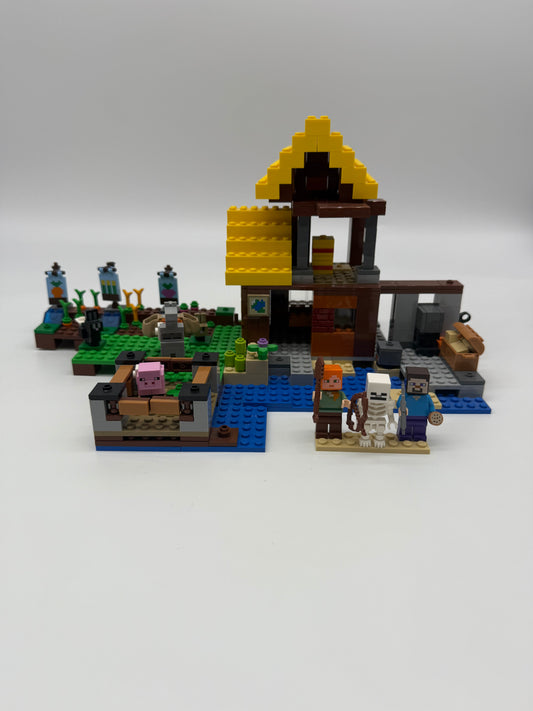 The Farm Cottage - Bricks and Minifigs Sioux Falls