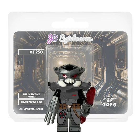 The Insectoid Hunter - Custom Space Collectible Minifigure - Bricks and Minifigs Sioux Falls