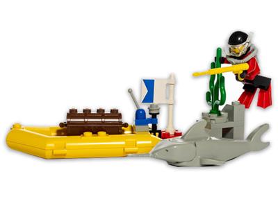Divers Sea Hunter - Bricks and Minifigs Sioux Falls