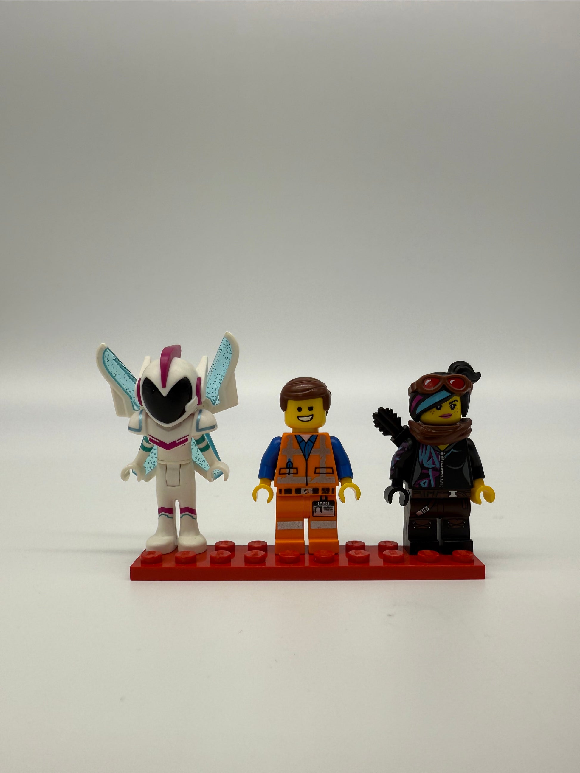 Sweet Mayhem's Systar Starship! - Bricks and Minifigs Sioux Falls