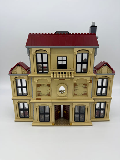 Indoraptor Rampage at Lockwood Estate - Bricks and Minifigs Sioux Falls