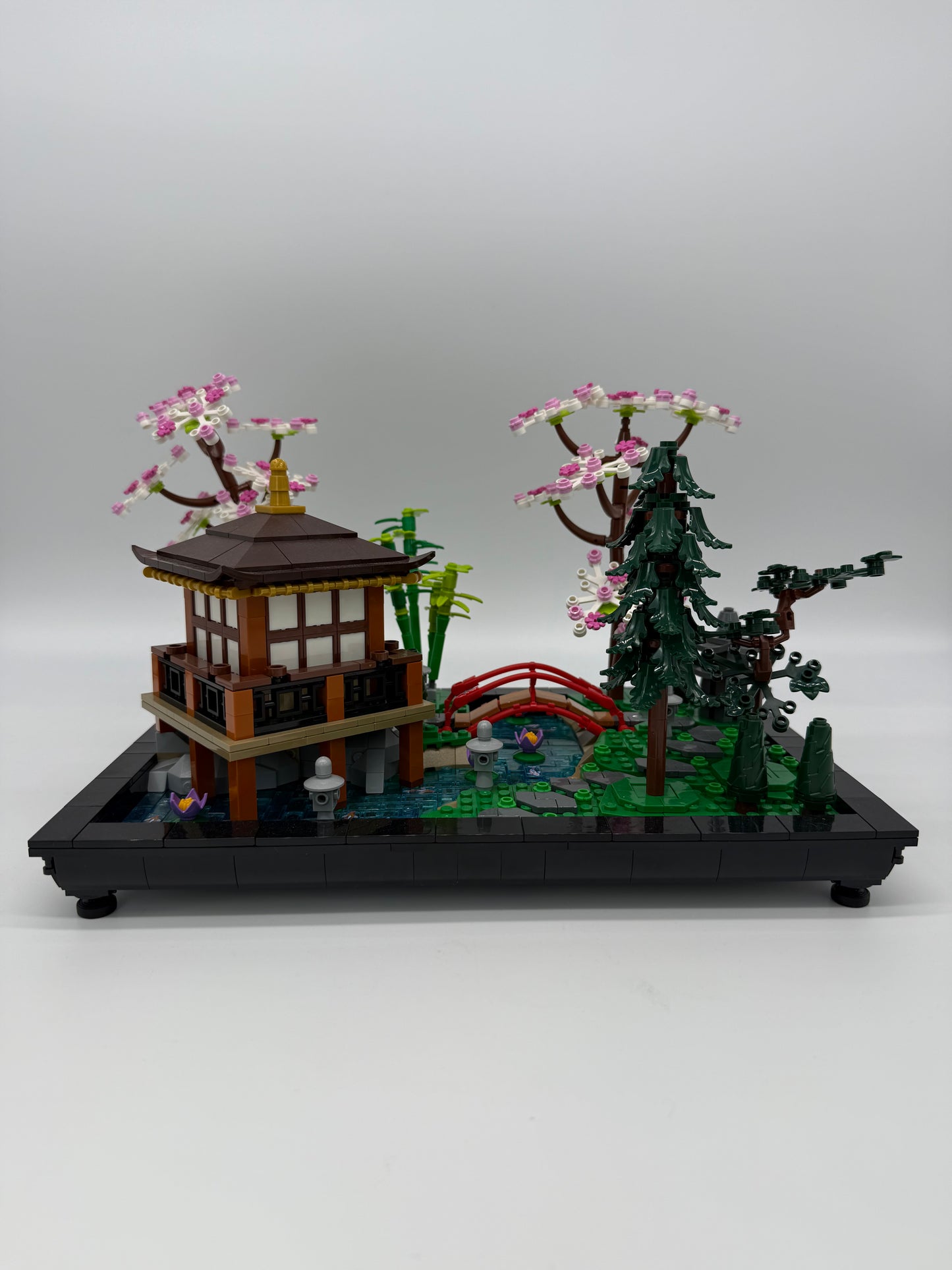 Tranquil Garden - Bricks and Minifigs Sioux Falls