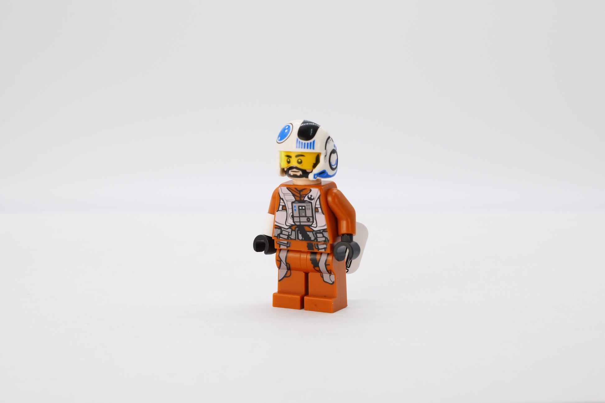 sw0705: Resistance Pilot X-wing (Temmin 'Snap' Wexley) - Bricks and Minifigs Sioux Falls