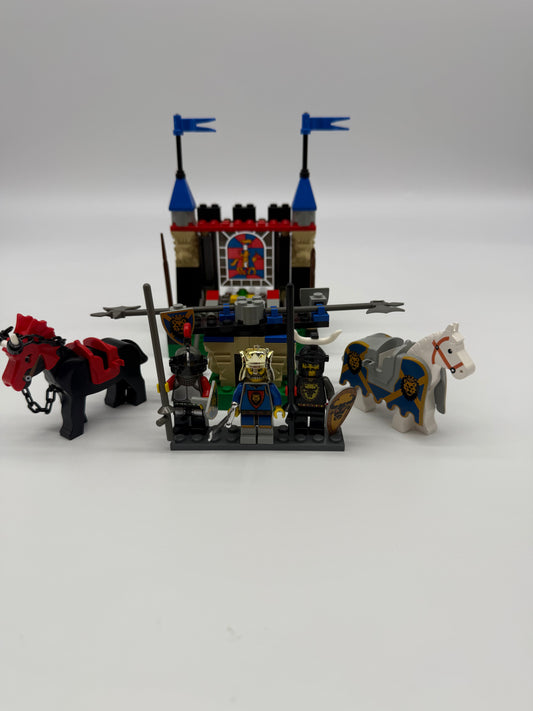 Royal Joust - Bricks and Minifigs Sioux Falls