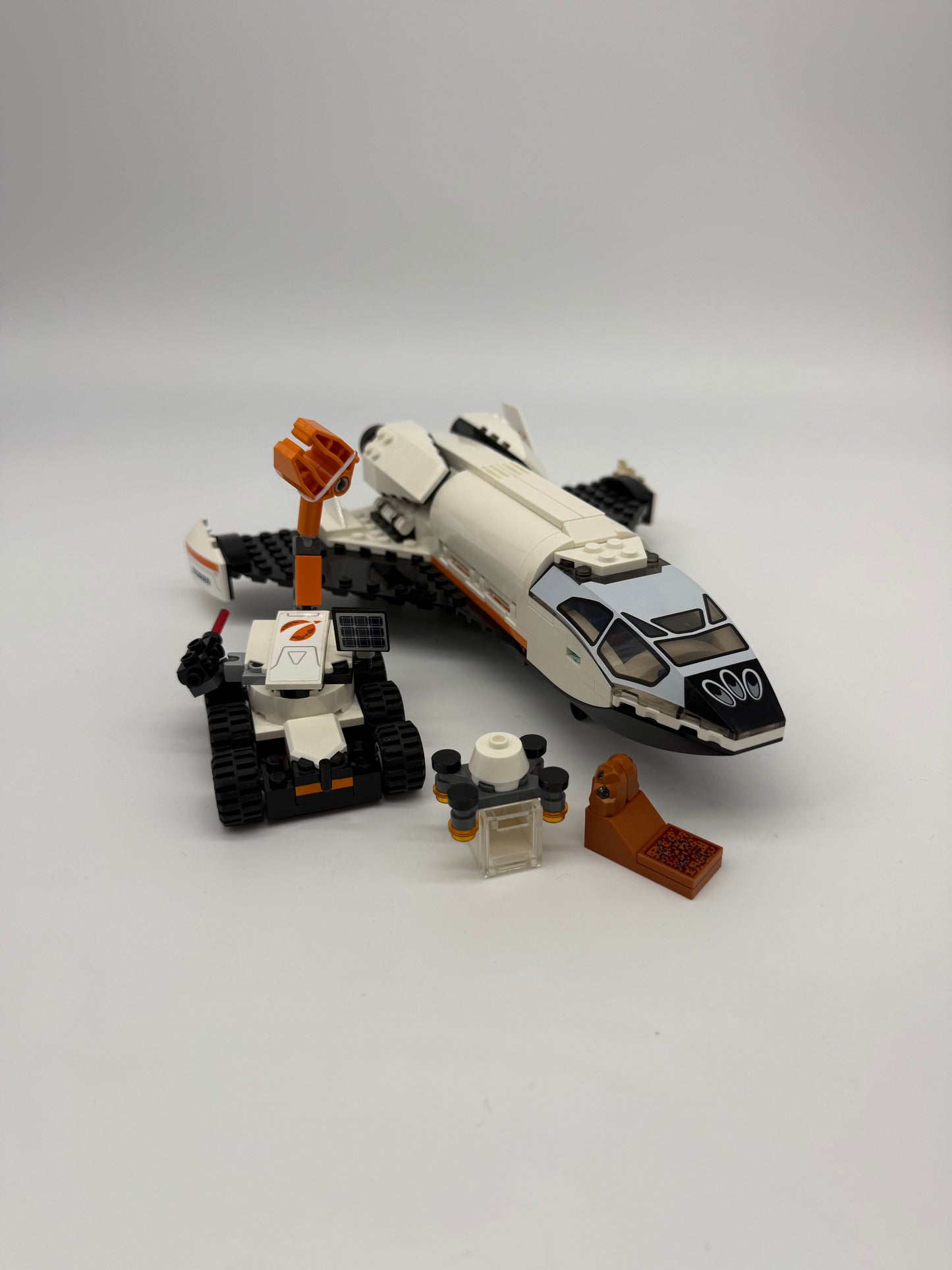 Mars Research Shuttle - Bricks and Minifigs Sioux Falls