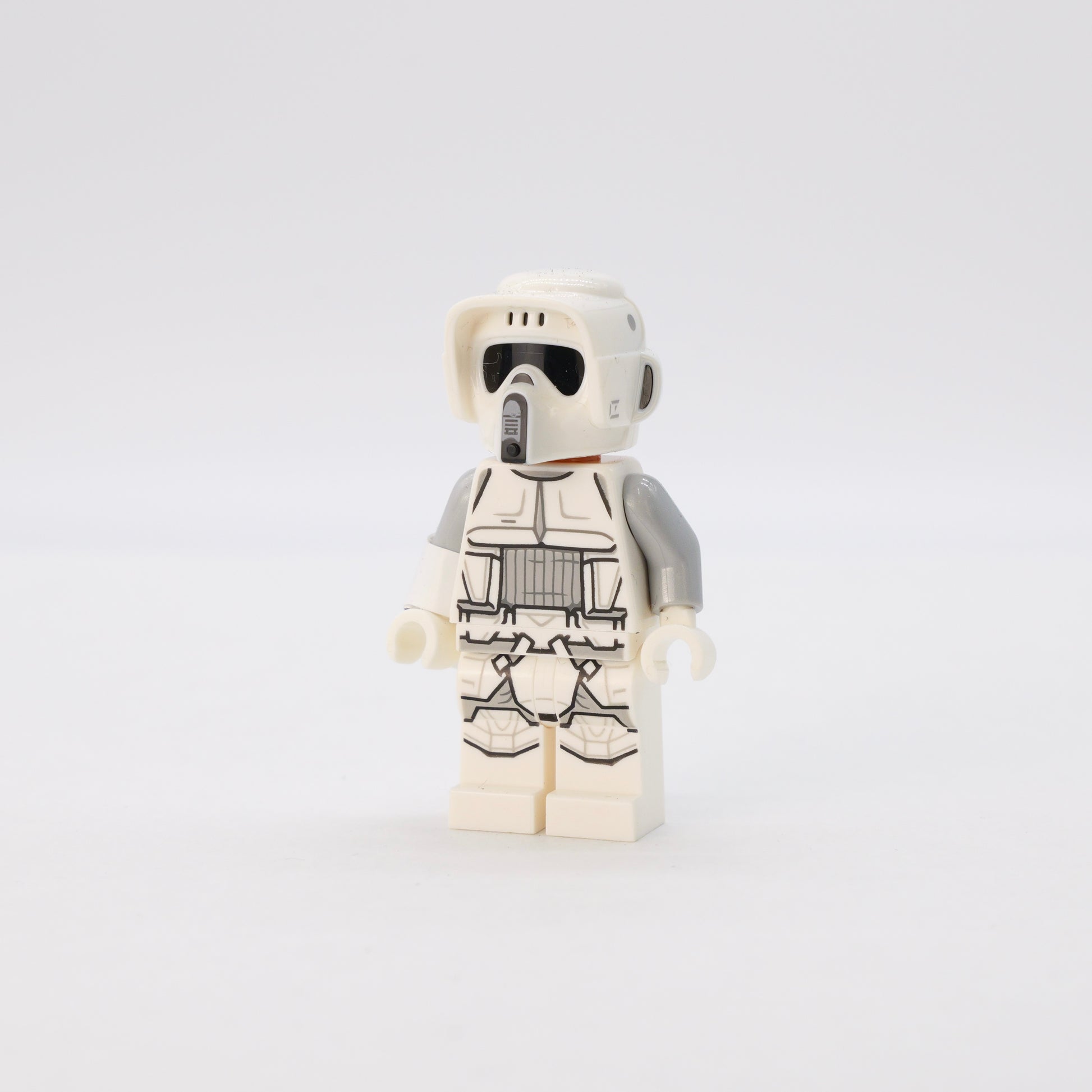 sw1182: Imperial Scout Trooper, Hoth - Female, Dual Molded Helmet, Nougat Head, Smirk - Bricks and Minifigs Sioux Falls