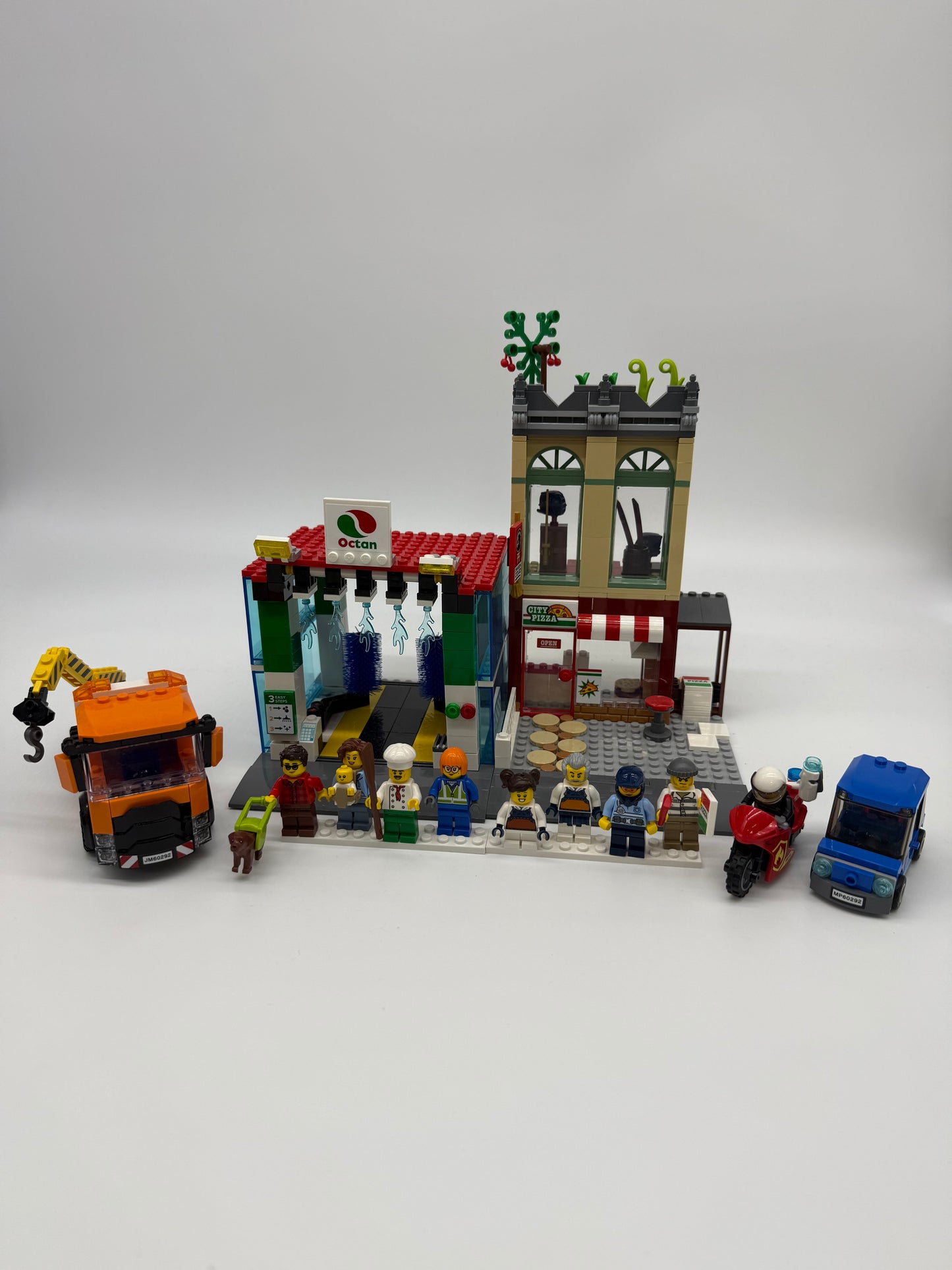 Town Center - Bricks and Minifigs Sioux Falls