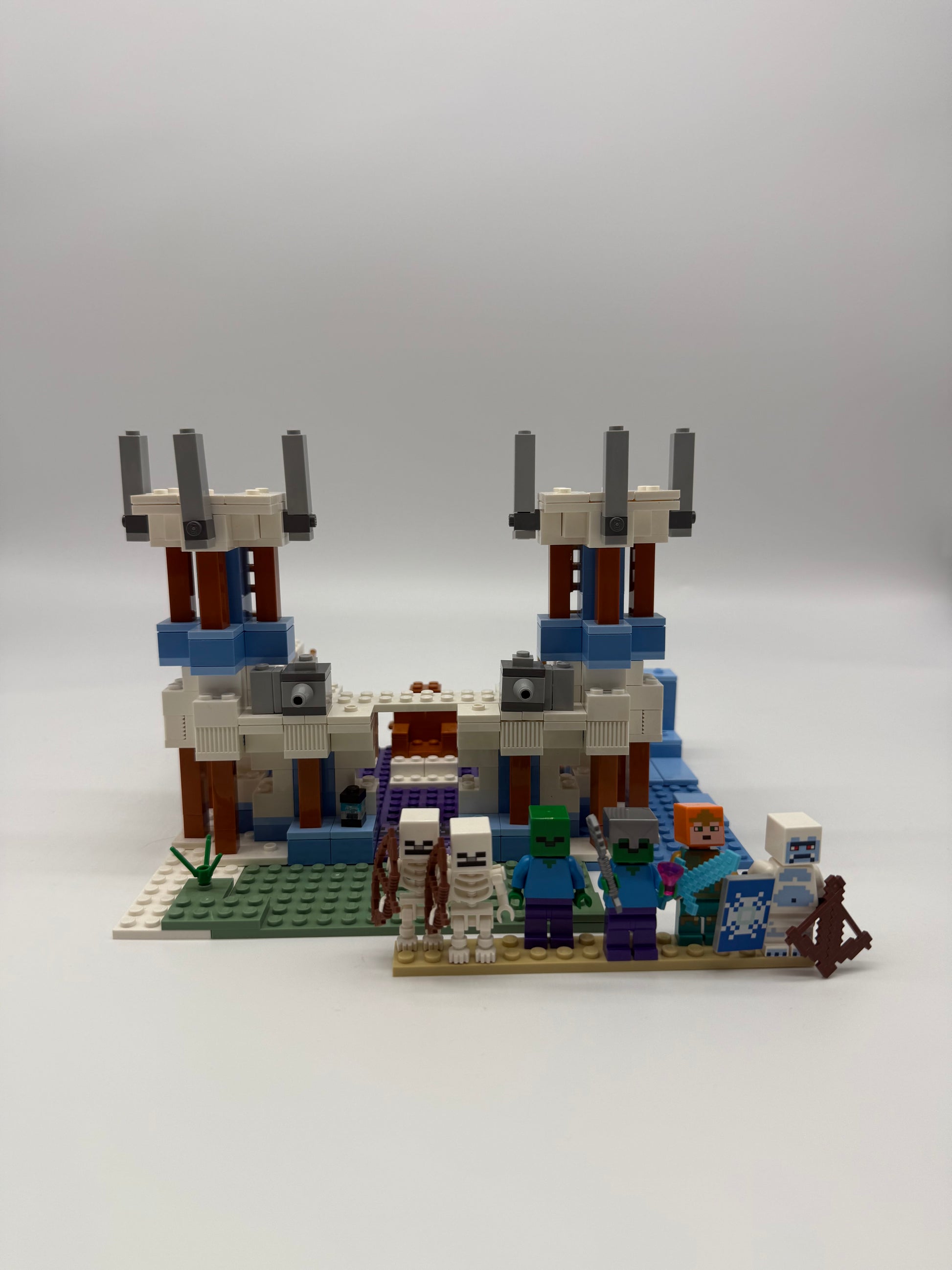 The Ice Castle - Bricks and Minifigs Sioux Falls