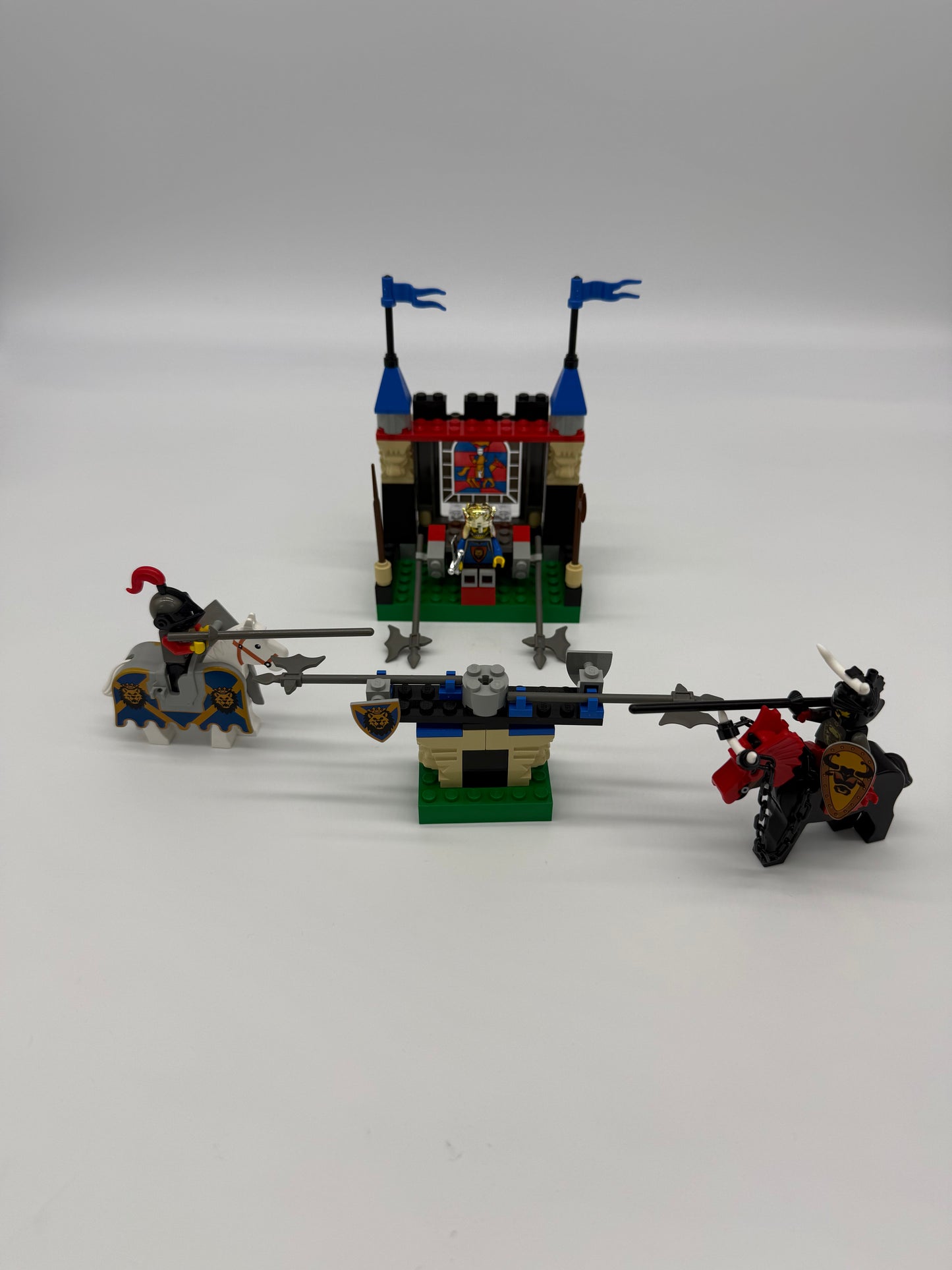 Royal Joust - Bricks and Minifigs Sioux Falls