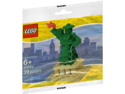 Statue of Liberty polybag - Bricks and Minifigs Sioux Falls