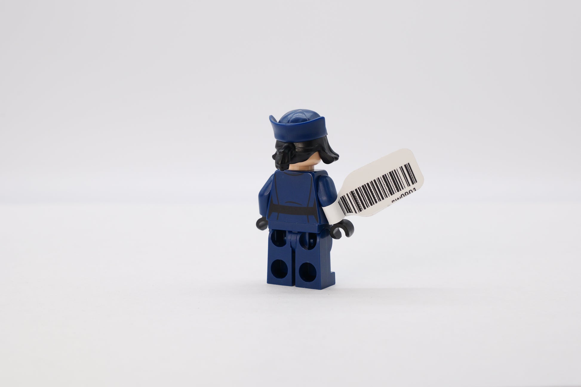 sw0901: Rose Tico - First Order Officer Disguise - Bricks and Minifigs Sioux Falls