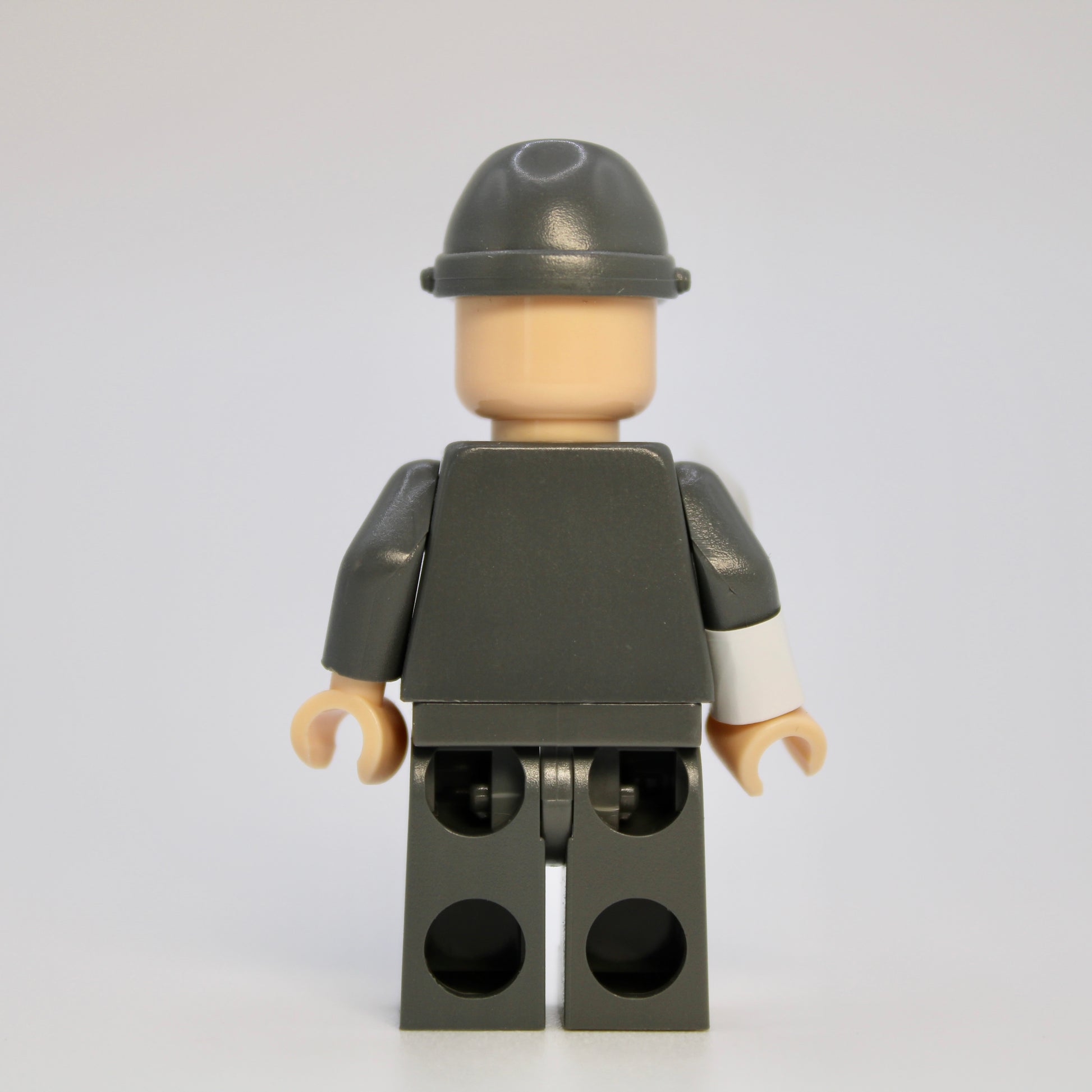 sw0154: Imperial Officer (captain/commandant/commander) - cavalry kepi, standard grin - Bricks and Minifigs Sioux Falls