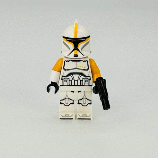 sw1146: Clone Trooper Commander (Phase 1) - Bright Light Orange Arms, Nougat Head - Bricks and Minifigs Sioux Falls